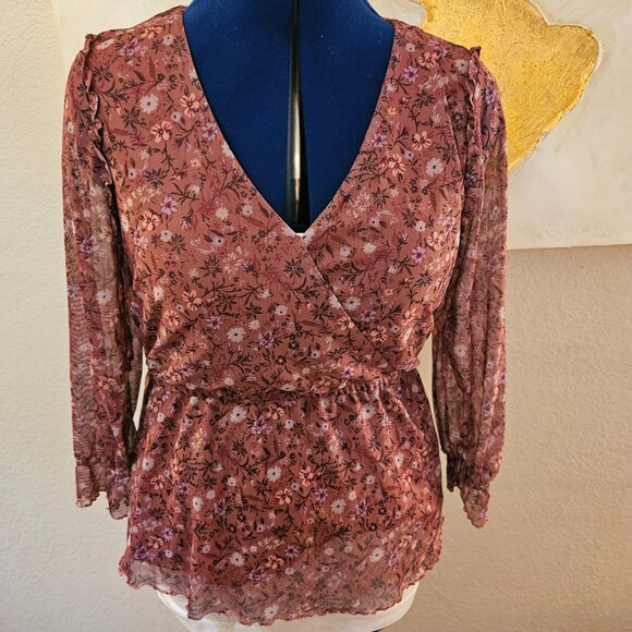 floral blouse - Picture 5 of 7